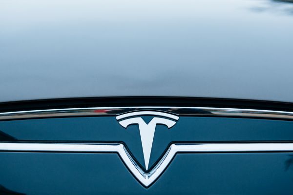 Tesla übernimmt 300 weitere Leiharbeiter in Brandenburg