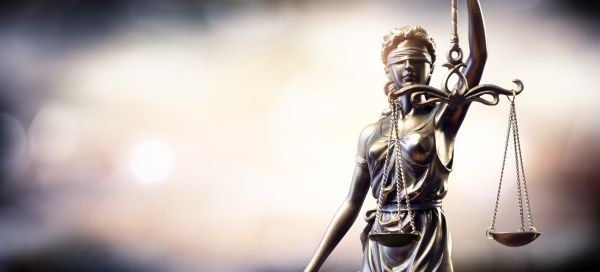 Urteil: Fortbildung kann helfen, die Erlaubnis zu retten