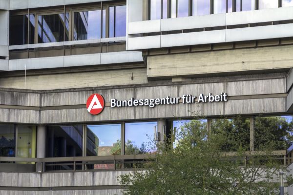 BA-Monatsstatistik: Zahl der Zeitarbeiter steigt an